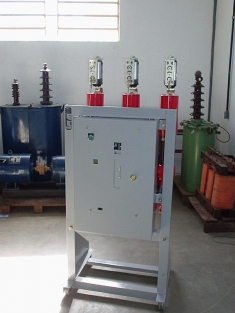 Imagem DISJUNTORES DE ALTA E BAIXA TENS�O